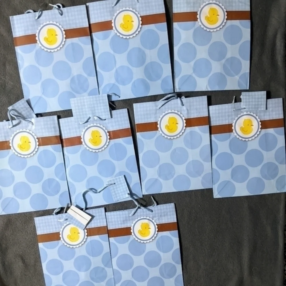 New set of‎ 9 baby shower yellow duck gift bags